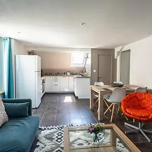 https://le-george-v-beau-2-chambres-au-coeur-de-st-servan.inbrittany.com